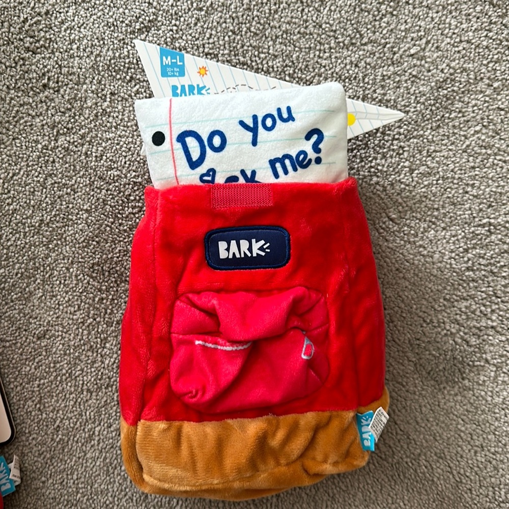 NWT BARK BARKPACK M-L